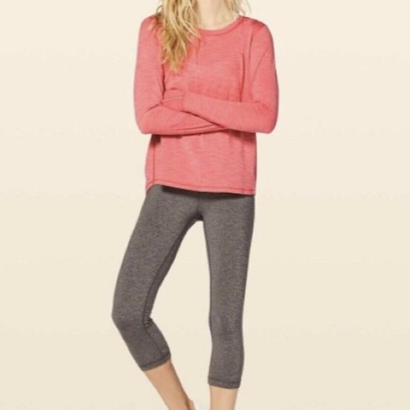 lululemon athletica Tops - EUC LULULEMON "Beat The Heat Top"